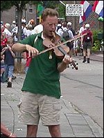 Schelden plays the Four Day Marches' Song in in Mook